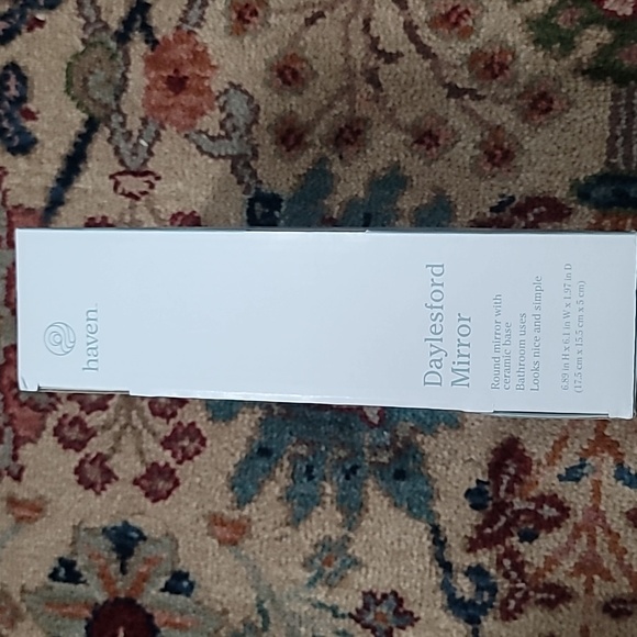 Daylesford Mirror - Picture 2 of 5